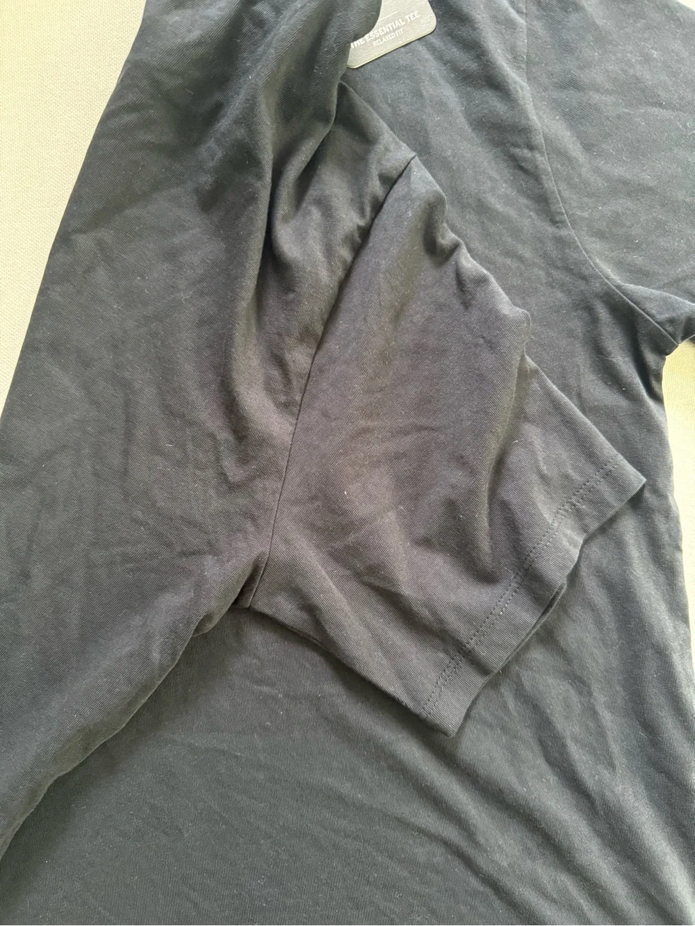 NWT Levi's Men's Black Crewneck Short Sleeve Tee